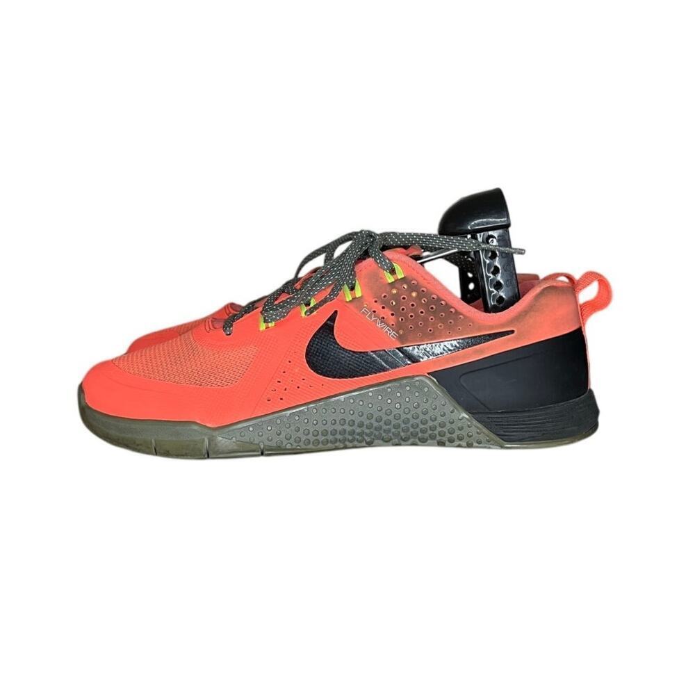 Mens Nike Metcon Flywire Cross Training Shoes Sneakers Size 8 Hyper Orange